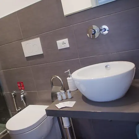 Monumental Rhome * Rom