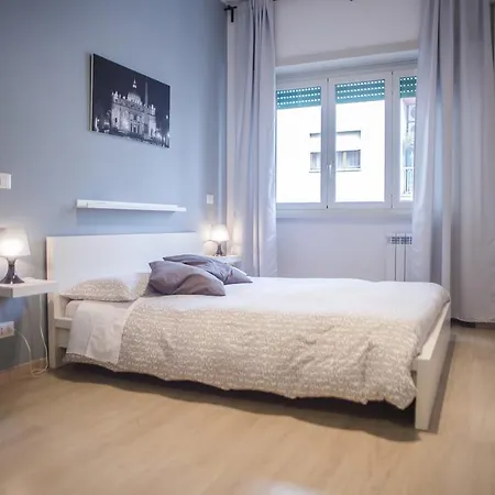 Monumental Rhome Rom