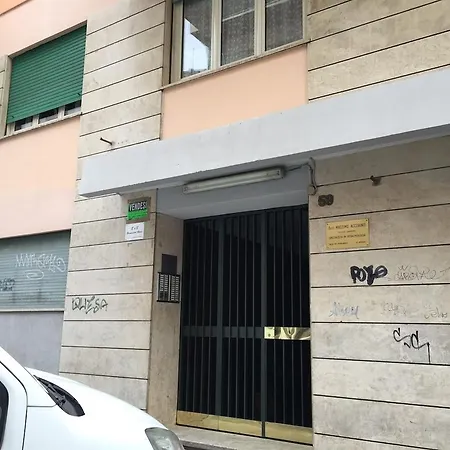 Alojamento de Acomodação e Pequeno-almoço Monumental Rhome